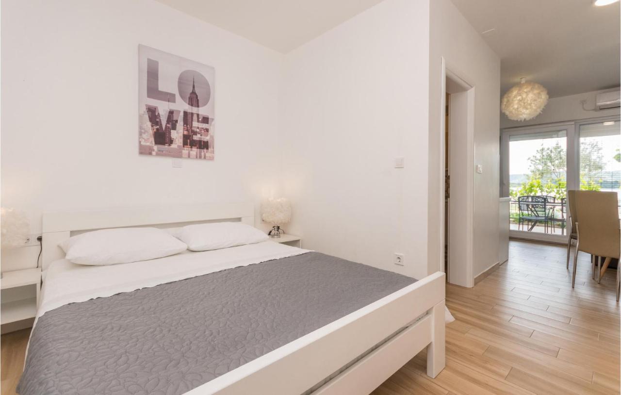 Apartments In Turanj, 20M From The Beach Sukošan Zewnętrze zdjęcie