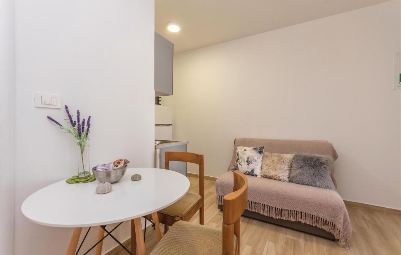 Apartments In Turanj, 20M From The Beach Sukošan Zewnętrze zdjęcie