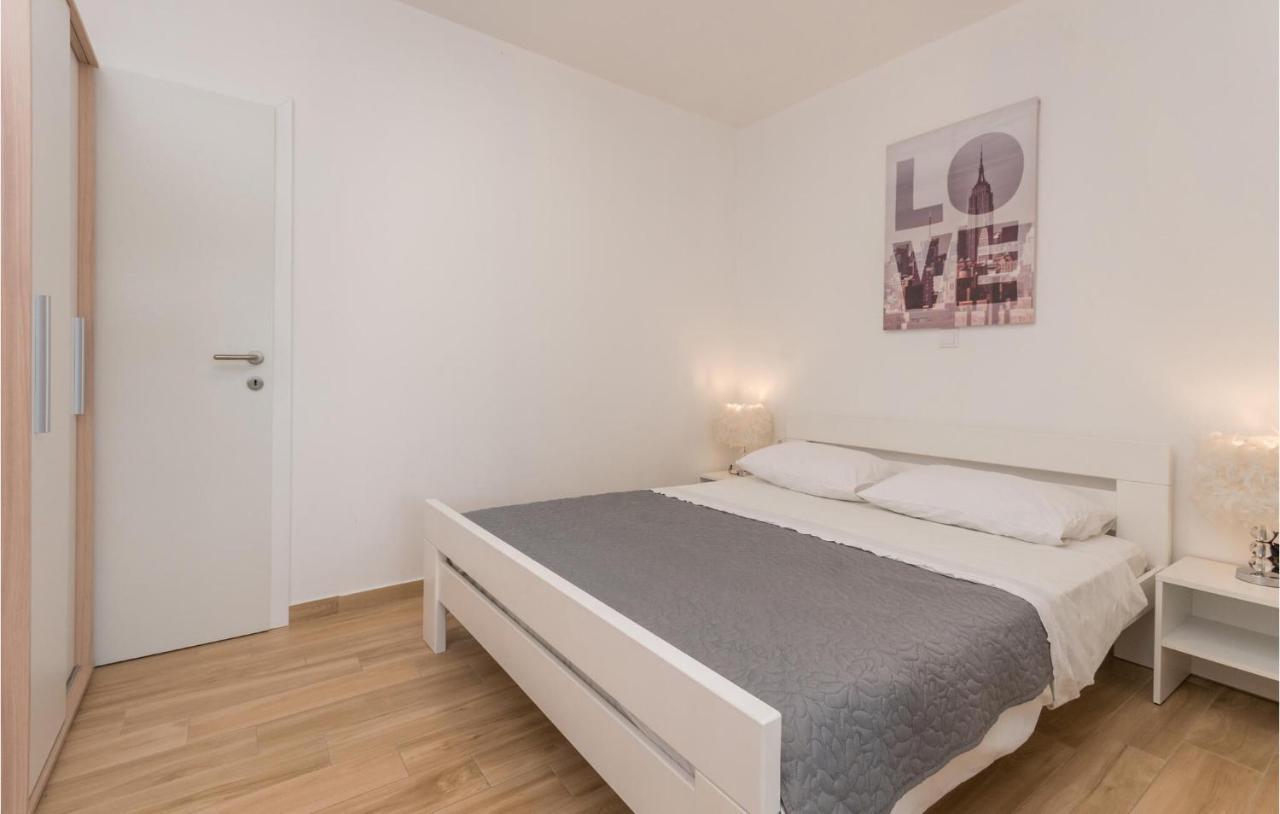 Apartments In Turanj, 20M From The Beach Sukošan Zewnętrze zdjęcie